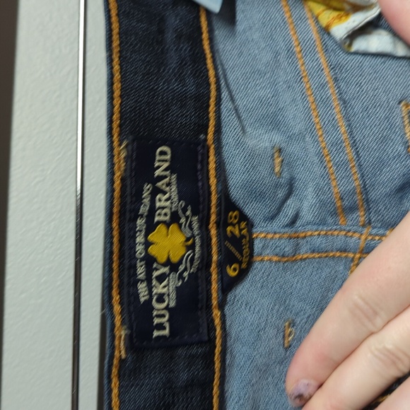 Lucky brand 6/28 Sophia skinny dark wash jean - Picture 2 of 7